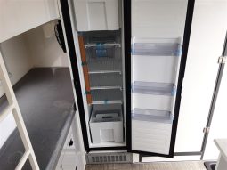
										2023 Austrack Gibb 16B Hybrid Off-road Caravan full									