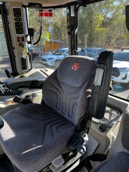 
										2018 Massey Ferguson 5610 Dyna-4 Tractor full									