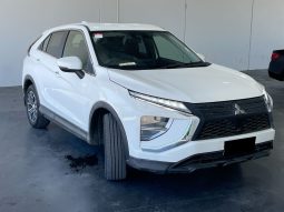 
										2023 Mitsubishi ECLIPSE CROSS ES 2WD YB CVT full									