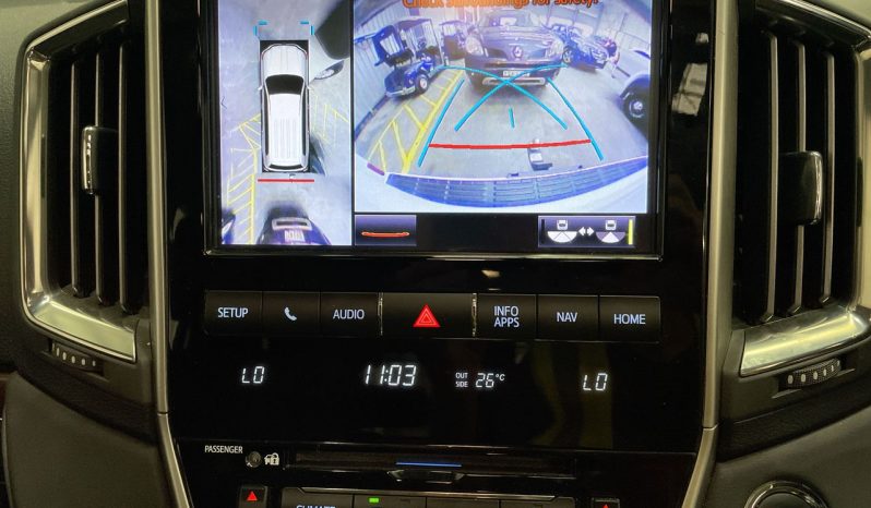 
								2020 Toyota Landcruiser SAHARA VDJ200R full									