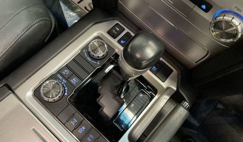 
								2020 Toyota Landcruiser SAHARA VDJ200R full									