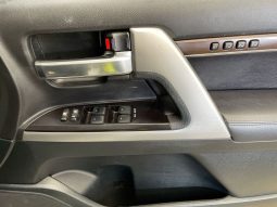 
										2020 Toyota Landcruiser SAHARA VDJ200R full									