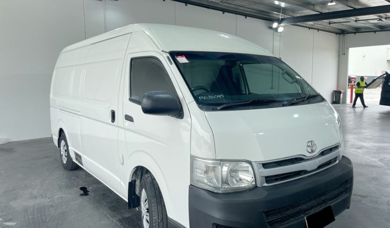 
								2013 Toyota Hiace SLWB TRH221R full									
