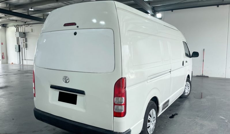 
								2013 Toyota Hiace SLWB TRH221R full									