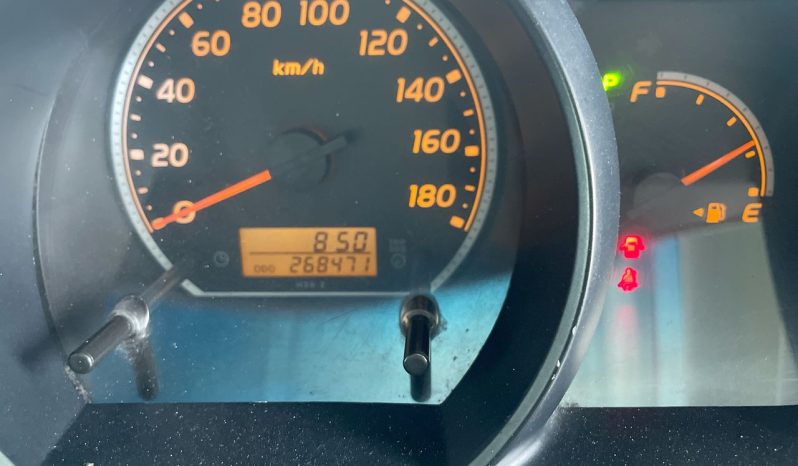 
								2013 Toyota Hiace SLWB TRH221R full									
