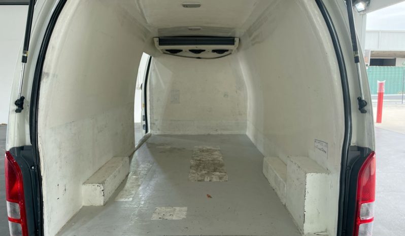 
								2013 Toyota Hiace SLWB TRH221R full									