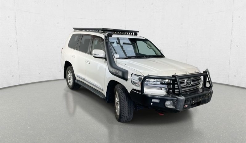 
								2020 Toyota Landcruiser SAHARA VDJ200R full									