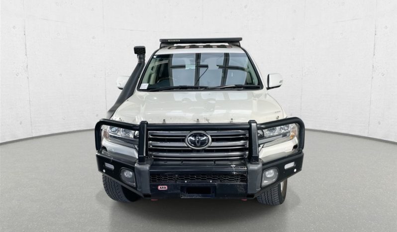 
								2020 Toyota Landcruiser SAHARA VDJ200R full									