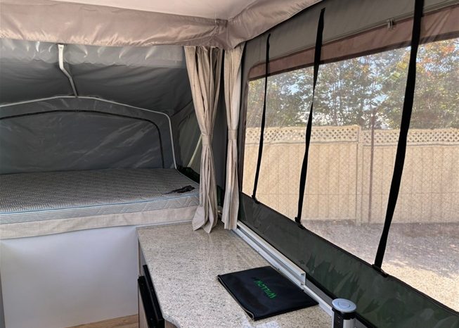 
								2021 WILLOW RV ACACIA-402 CARAVAN full									