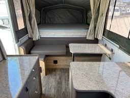 
										2021 WILLOW RV ACACIA-402 CARAVAN full									