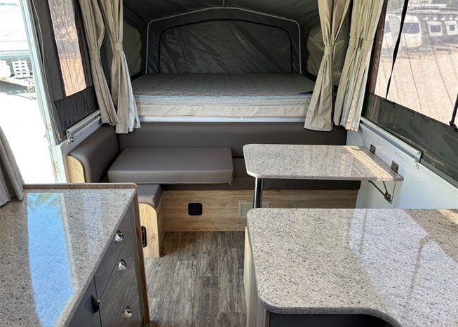 
								2021 WILLOW RV ACACIA-402 CARAVAN full									