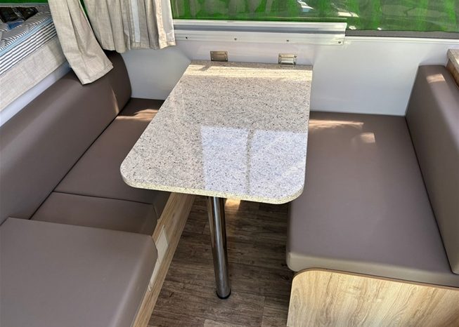 
								2021 WILLOW RV ACACIA-402 CARAVAN full									