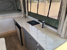 
										2021 WILLOW RV ACACIA-402 CARAVAN full									