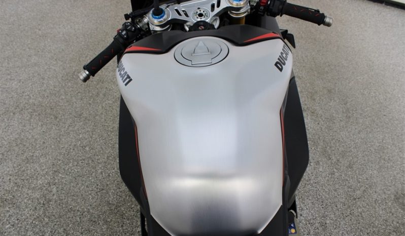 
								2022 Ducati Panigale V4 SP 1 seater Road Motorcycle full									