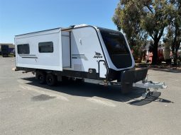 
										2023 Jayco Silverline 24.7 ft Caravan full									
