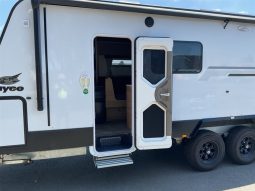 
										2023 Jayco Silverline 24.7 ft Caravan full									