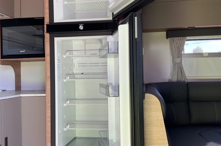 
								2023 Jayco Silverline 24.7 ft Caravan full									