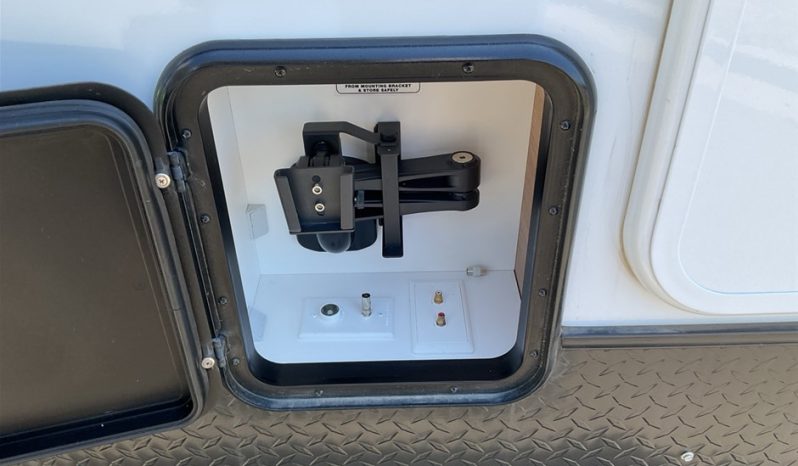 
								2023 Jayco Silverline 24.7 ft Caravan full									