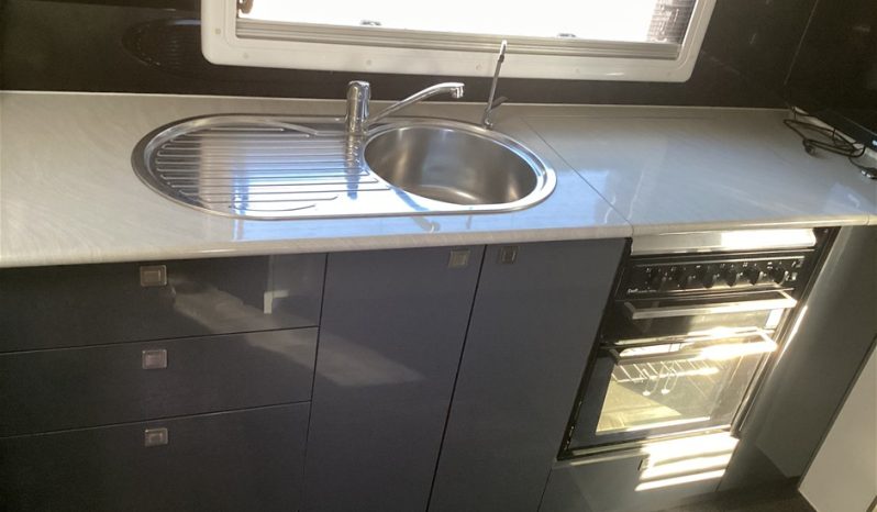 
								2016 Jaeger Dreamlander Caravan full									