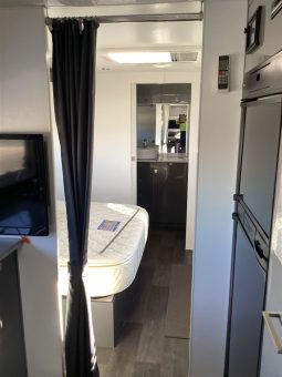 
										2016 Jaeger Dreamlander Caravan full									