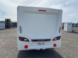 
										2015 Swift Explorer 4FB Caravan full									