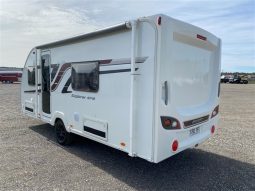 
										2015 Swift Explorer 4FB Caravan full									