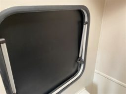 
										2015 Swift Explorer 4FB Caravan full									
