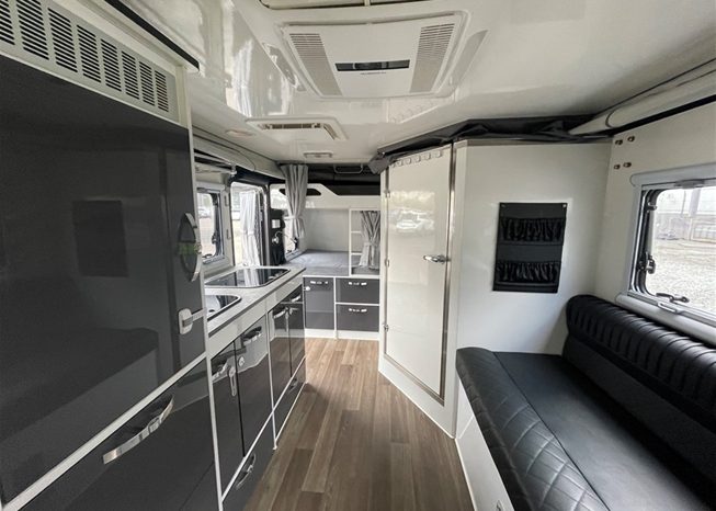 
								2022 AUSTRACK TANAMI X15 CARAVAN full									