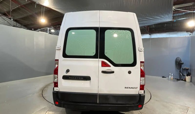 
								2020 Renault Master full									