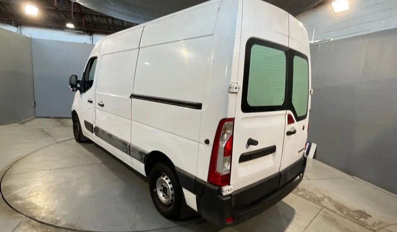
								2020 Renault Master full									