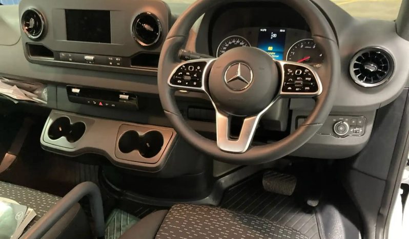 
								2022 Mercedes-Benz Sprinter full									