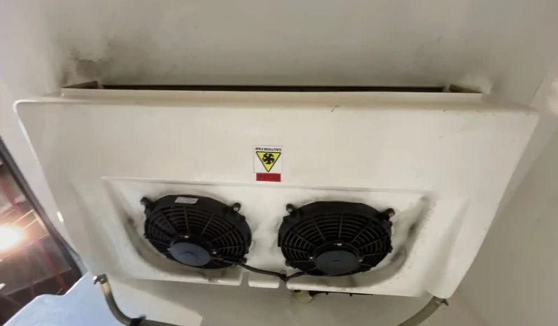 
								2020 Renault Master full									