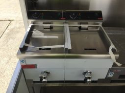 
										2024 Green Pty Ltd Food Trailer full									