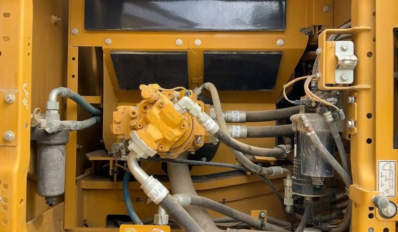 
								2020 Caterpillar 336GC full									