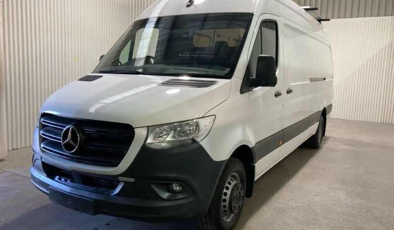 
								2022 Mercedes-Benz Sprinter full									