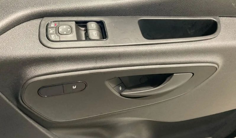 
								2022 Mercedes-Benz Sprinter full									