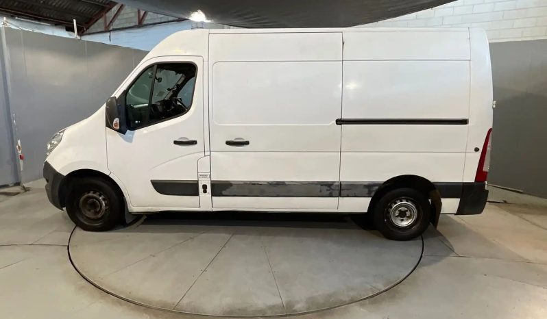 
								2020 Renault Master full									
