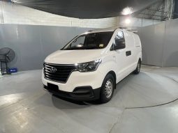 
										2020 Hyundai iLoad full									