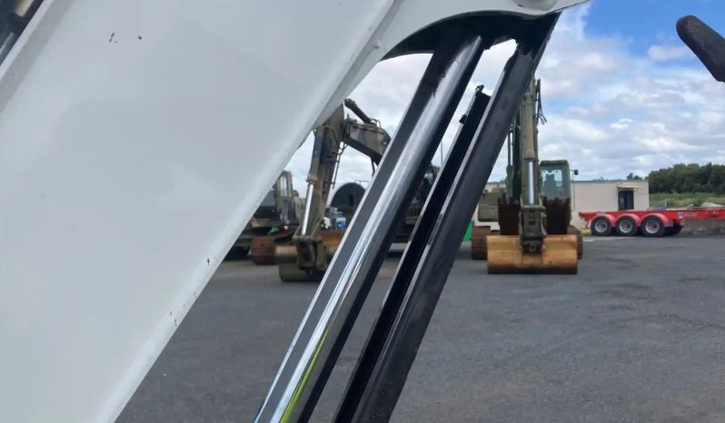 
								2022 Bobcat E26 full									