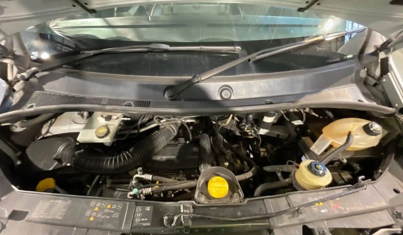 
								2020 Renault Master full									
