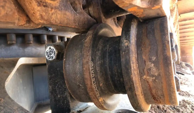 
								2021 Caterpillar 330GC full									