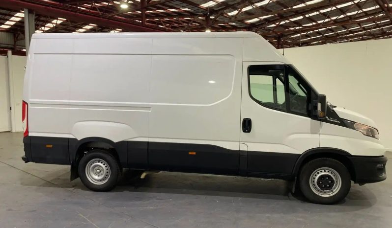 
								2021 Iveco Daily full									