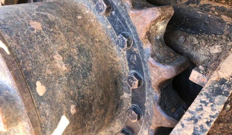 
								2021 Caterpillar 330GC full									